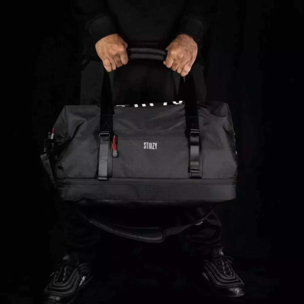 STlllZY Limited Edition SmellProof Duffle Bag - Picture 2 of 5